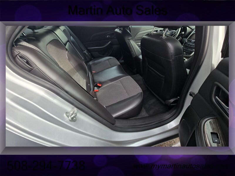 Used 2014 Chevrolet Malibu LT w/ Power Convenience Package FWD image 9