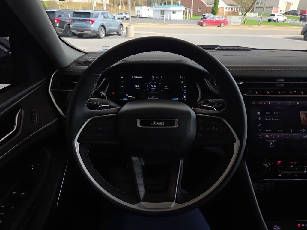 Used 2022 Jeep Grand Cherokee Limited 4xe image 20