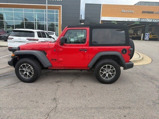 Used 2024 Jeep Wrangler Sport S image 2
