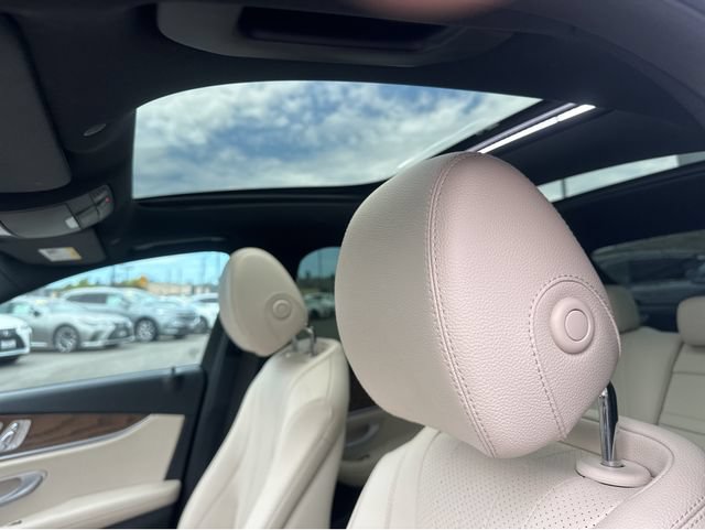 Used 2022 Mercedes-Benz E 350 Sedan image 16