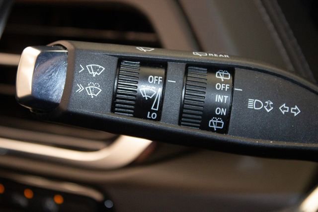 Used 2025 GMC Yukon Denali image 30