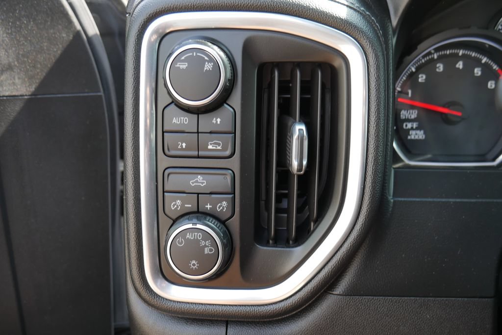 Used 2019 Chevrolet Silverado 1500 LT w/ All-Star Edition AWD/4WD image 14