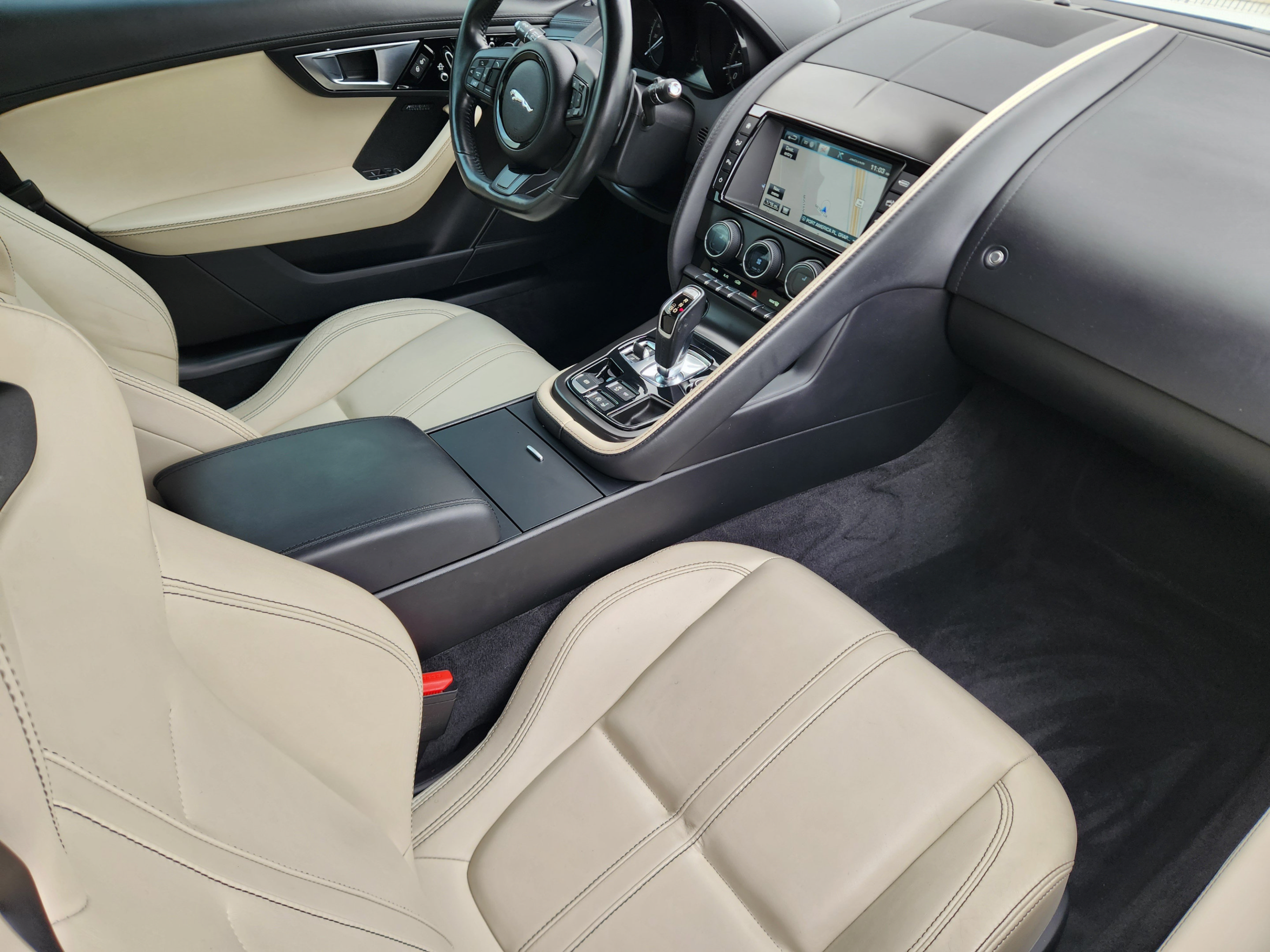 Used 2017 Jaguar F-TYPE S RWD image 11