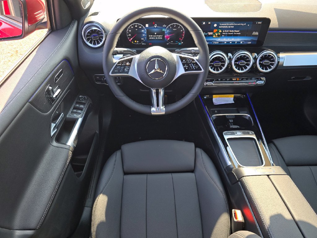 New 2026 Mercedes-Benz GLB 250 4MATIC image 23