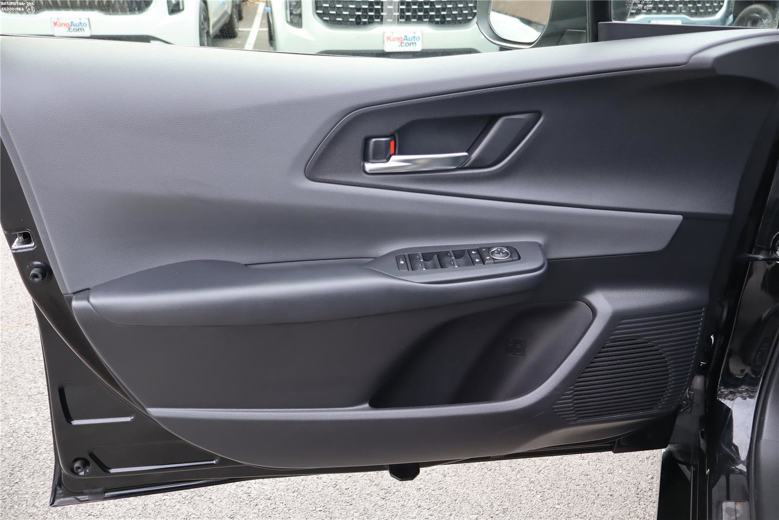 Used 2023 Toyota Prius XLE image 13