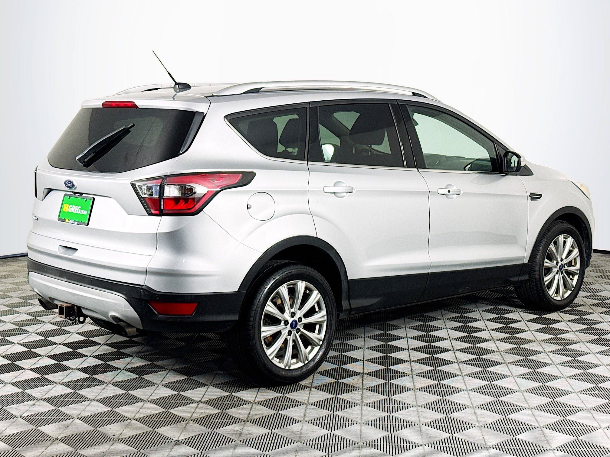 Used 2017 Ford Escape Titanium AWD/4WD image 8