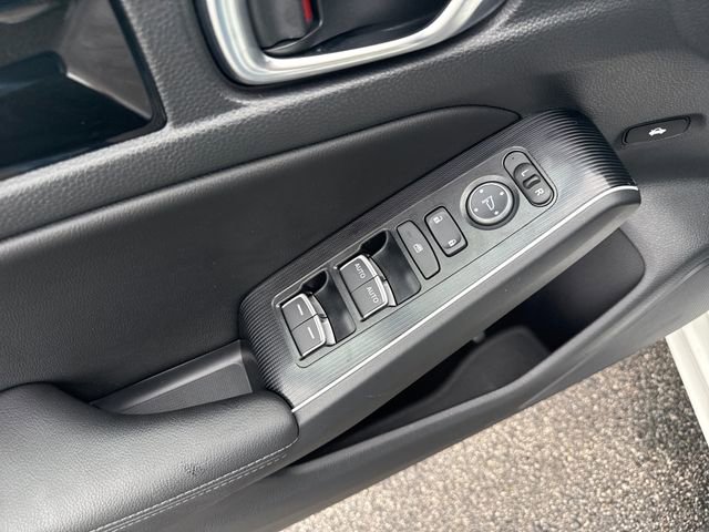 Certified 2025 Honda Civic Sport image 10