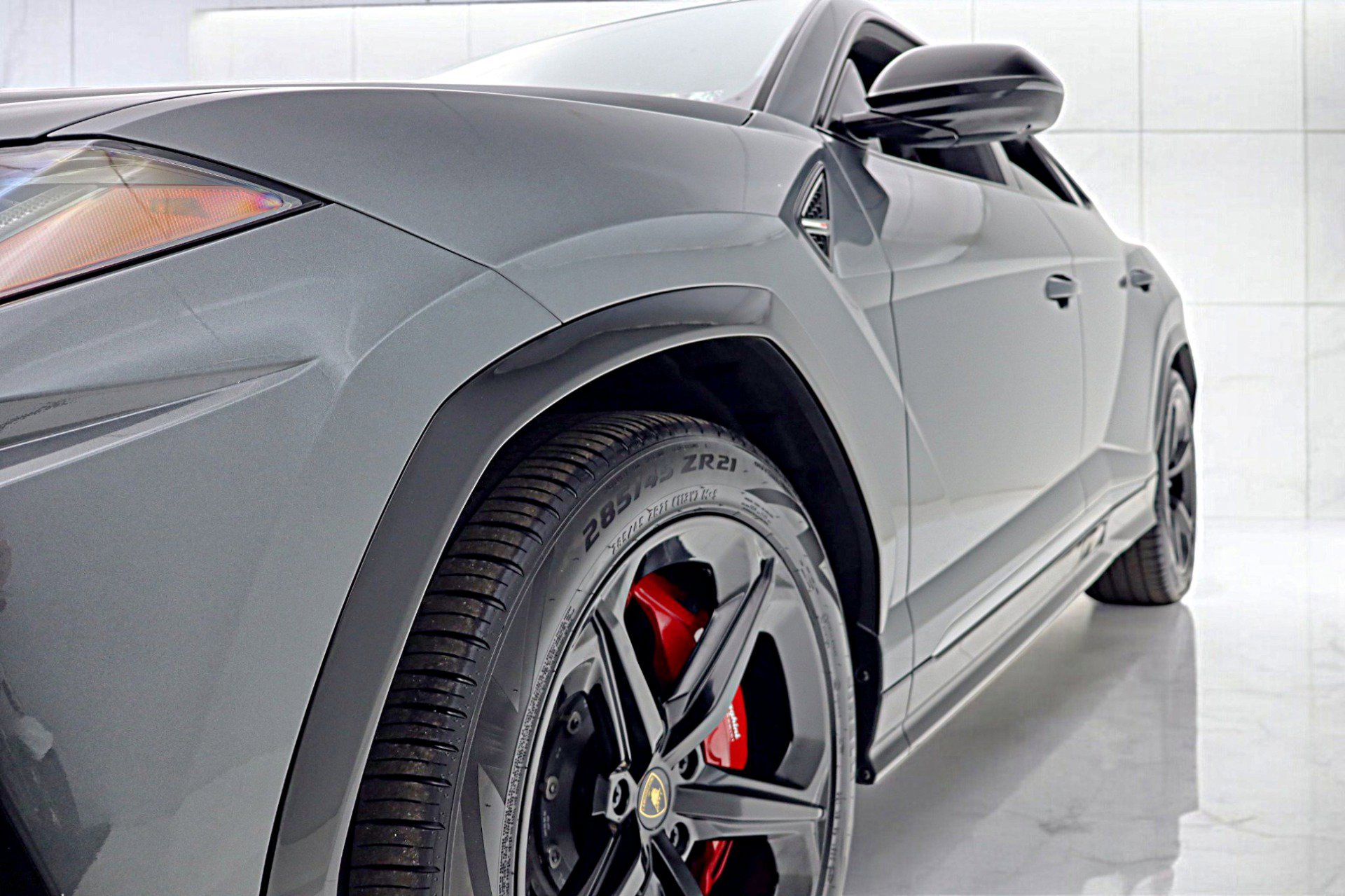 Used 2020 Lamborghini Urus image 18