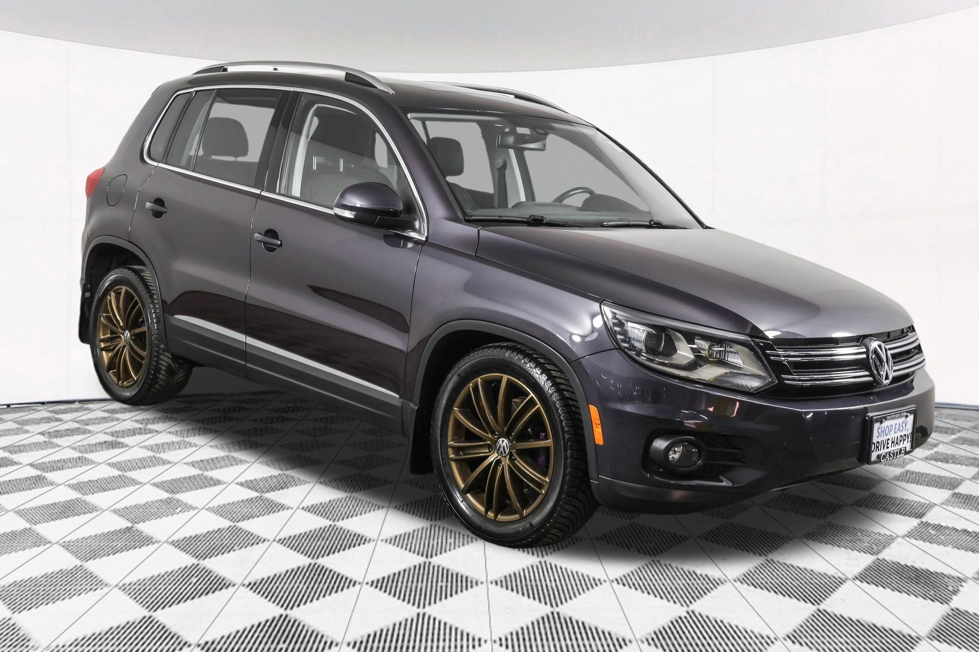 Used 2016 Volkswagen Tiguan SE image 11