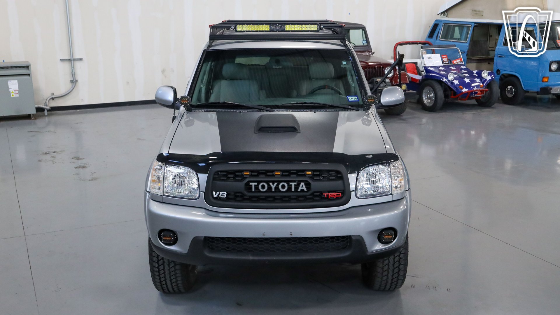 Used 2002 Toyota Sequoia SR5 w/ Alloy Wheel Pkg AWD/4WD image 28