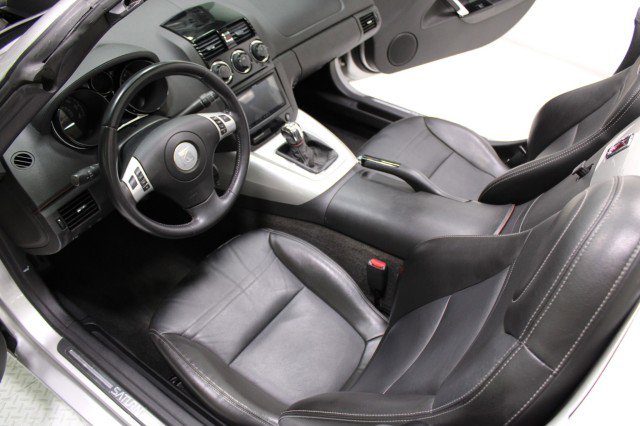 Used 2008 Saturn Sky w/ Premium Trim Package image 6