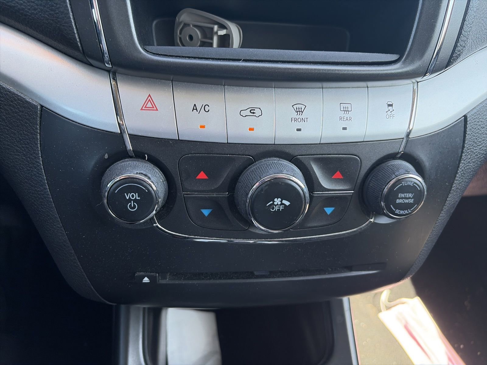 Used 2013 Dodge Journey SXT w/ Flexible Seating Group FWD image 16