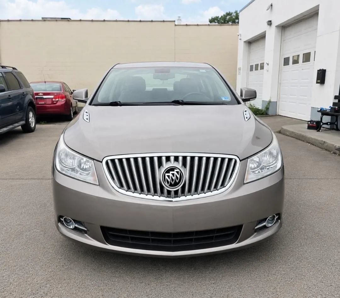 Used 2011 Buick LaCrosse CXL AWD/4WD image 10