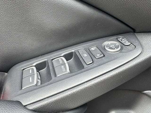 Used 2022 Honda Accord Sport image 12