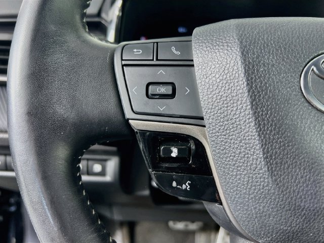 Used 2025 Toyota Camry SE FWD image 18