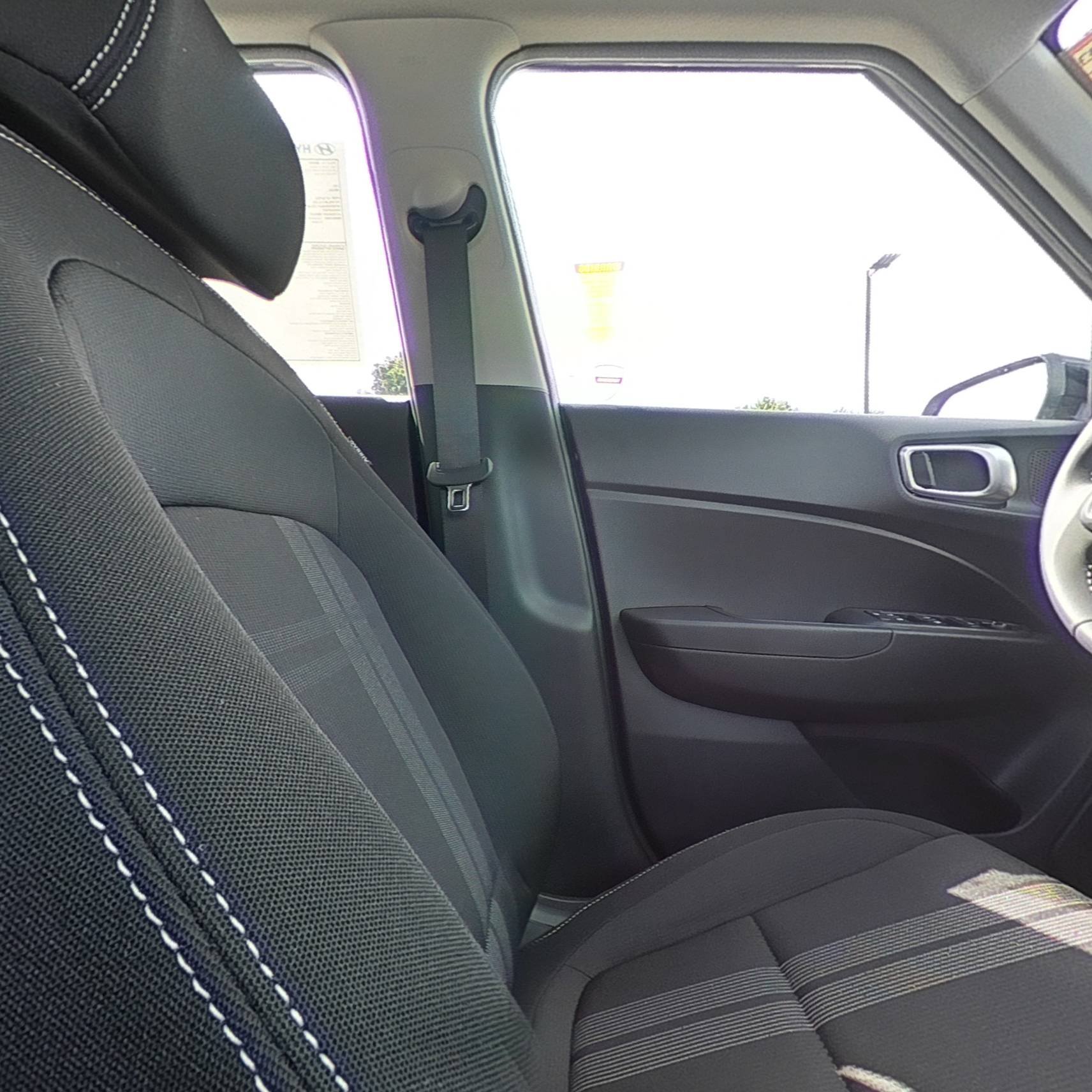 New 2026 Hyundai Venue SEL FWD image 33