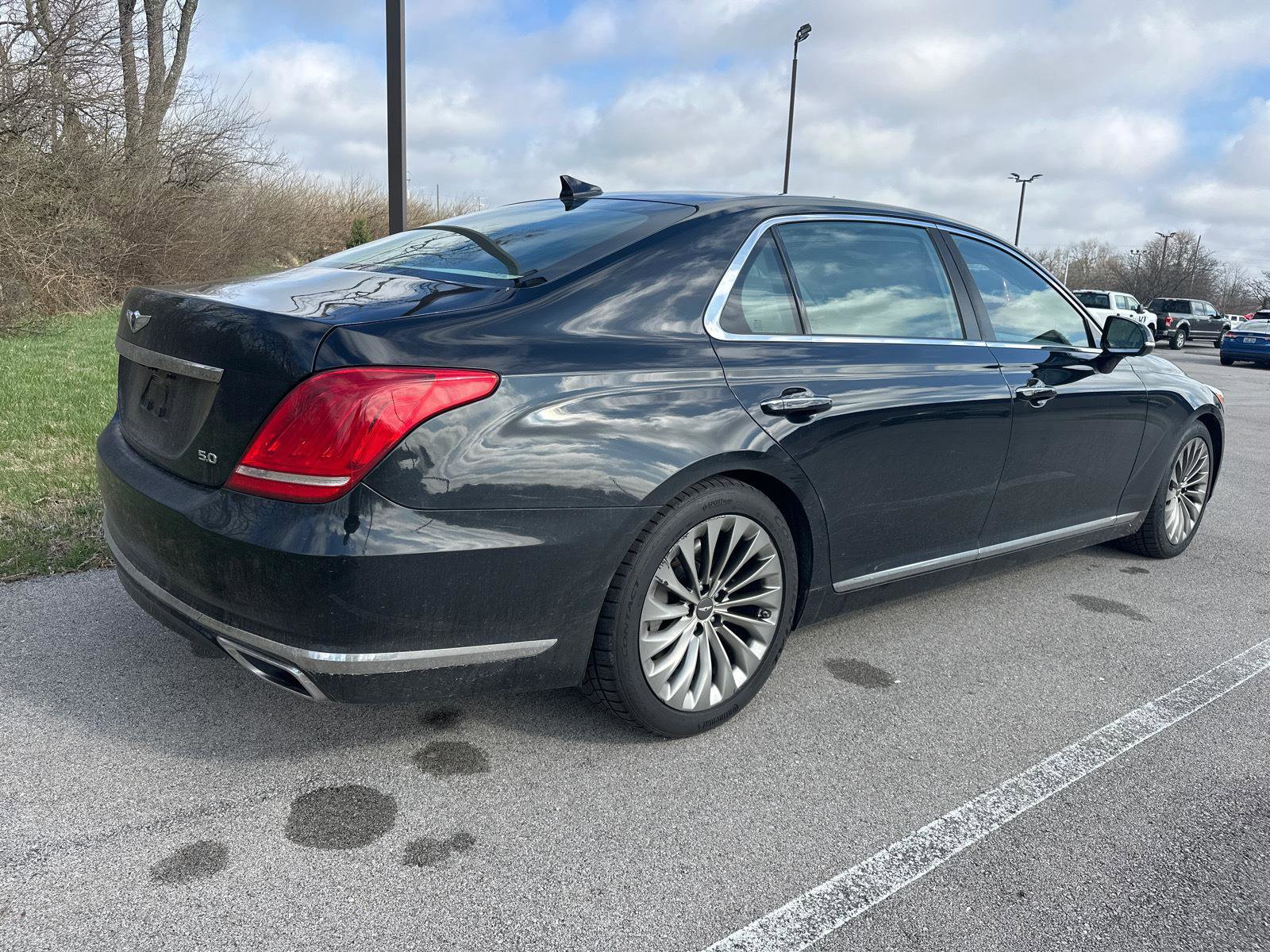 Used 2017 Genesis G90 5.0 Ultimate image 7