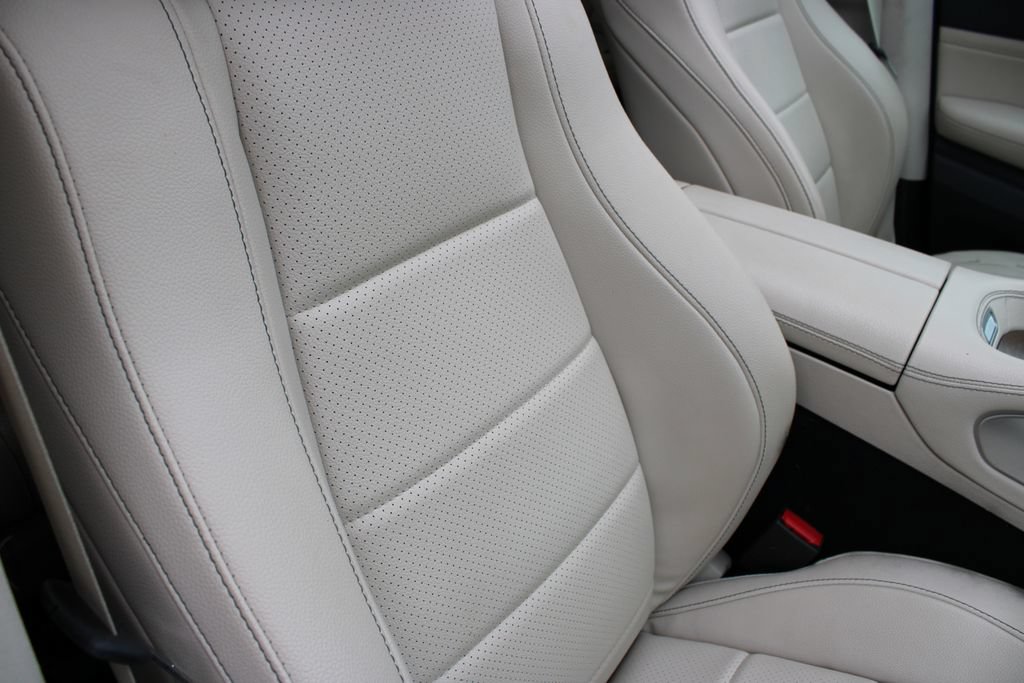 Used 2022 Mercedes-Benz GLS 450 4MATIC w/ AMG Line Exterior image 23