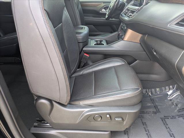 Used 2022 Chevrolet Suburban High Country AWD/4WD image 24