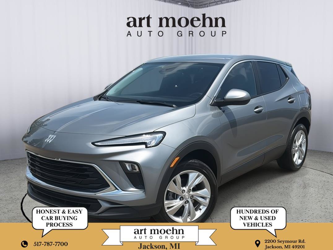 Used 2024 Buick Encore GX Preferred AWD/4WD image 1