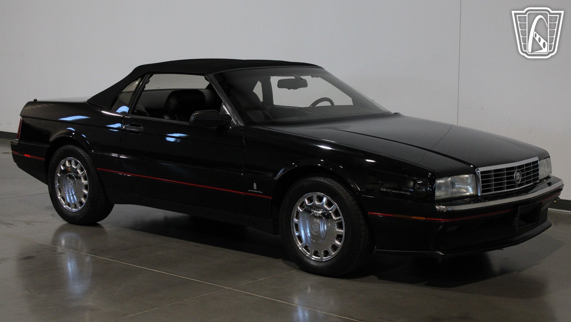 Used 1993 Cadillac Allante FWD image 23