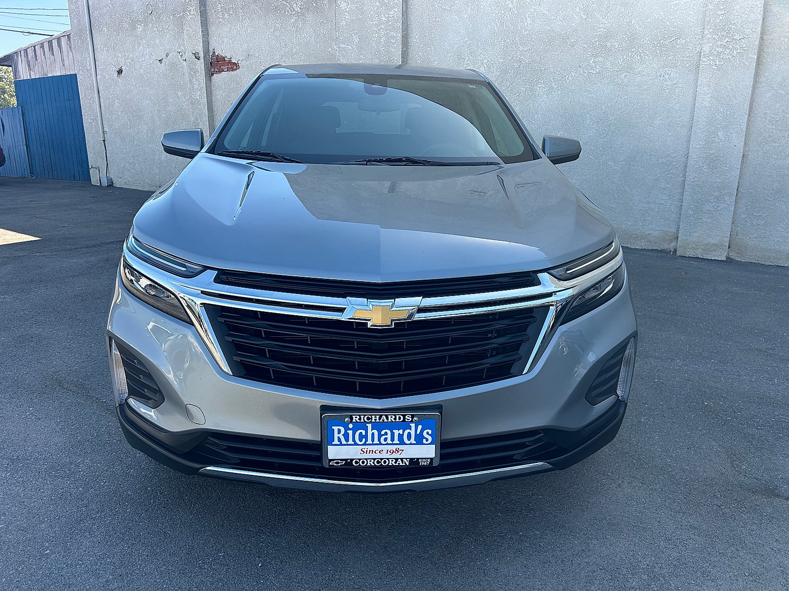 Used 2023 Chevrolet Equinox LT FWD image 8