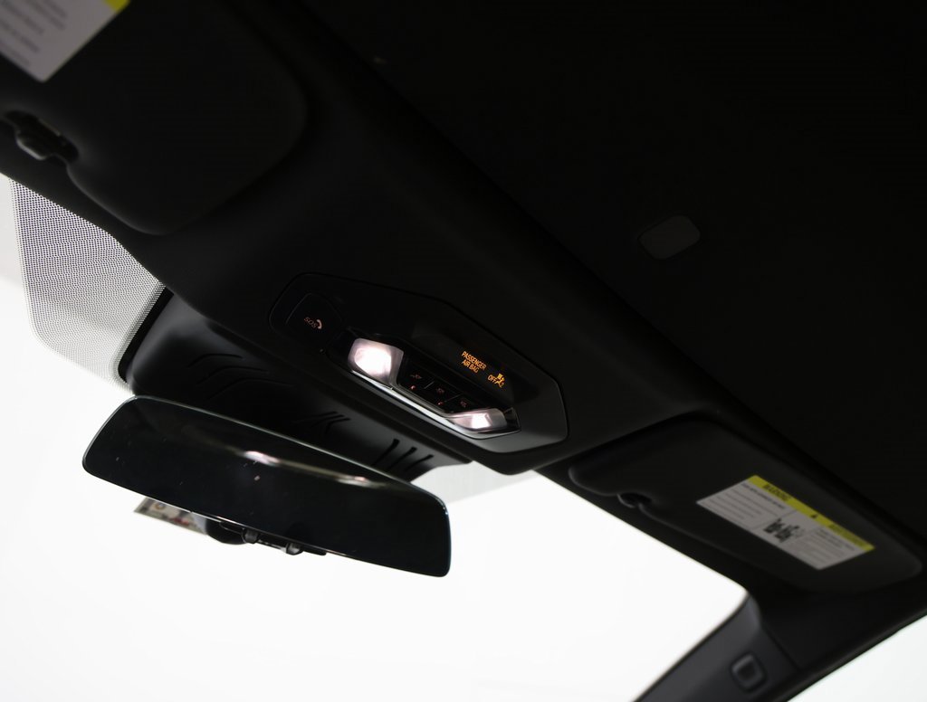 Used 2023 BMW 440i xDrive Convertible w/ Premium Package image 23