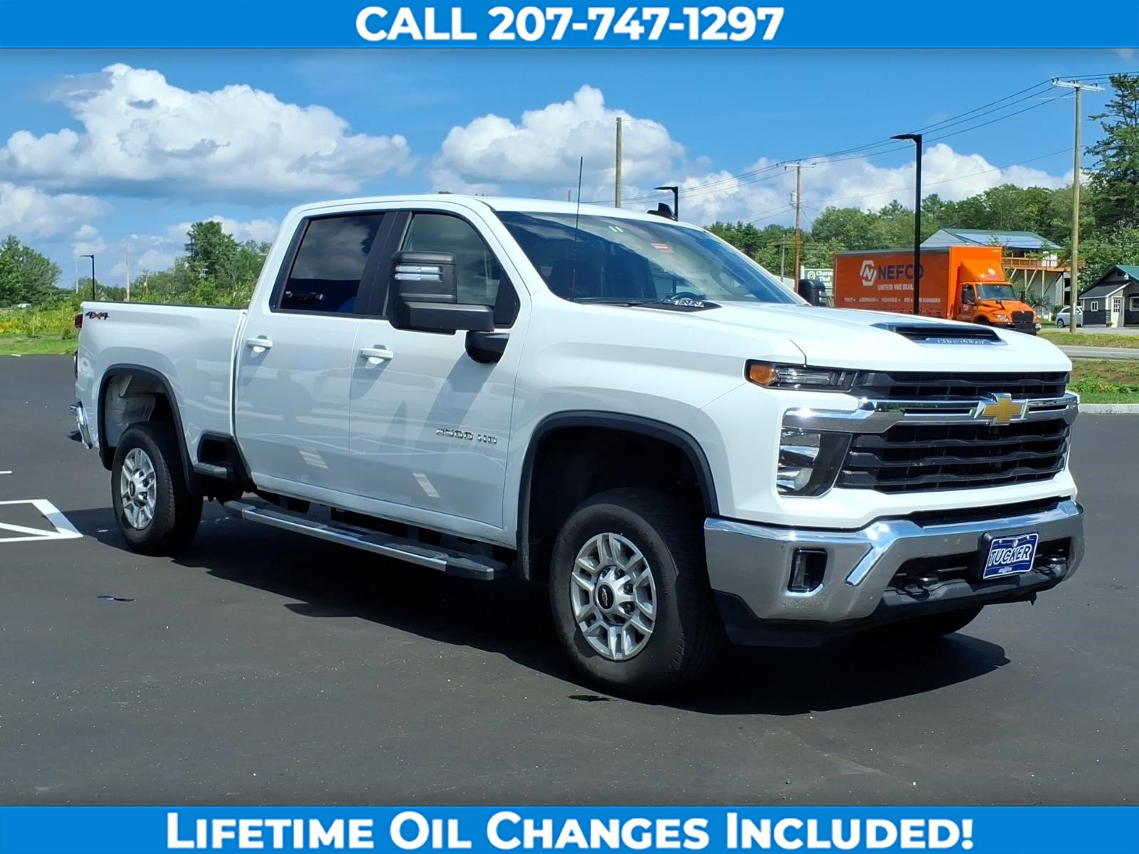 Used 2025 Chevrolet Silverado 2500 LT w/ Convenience Package AWD/4WD image 3