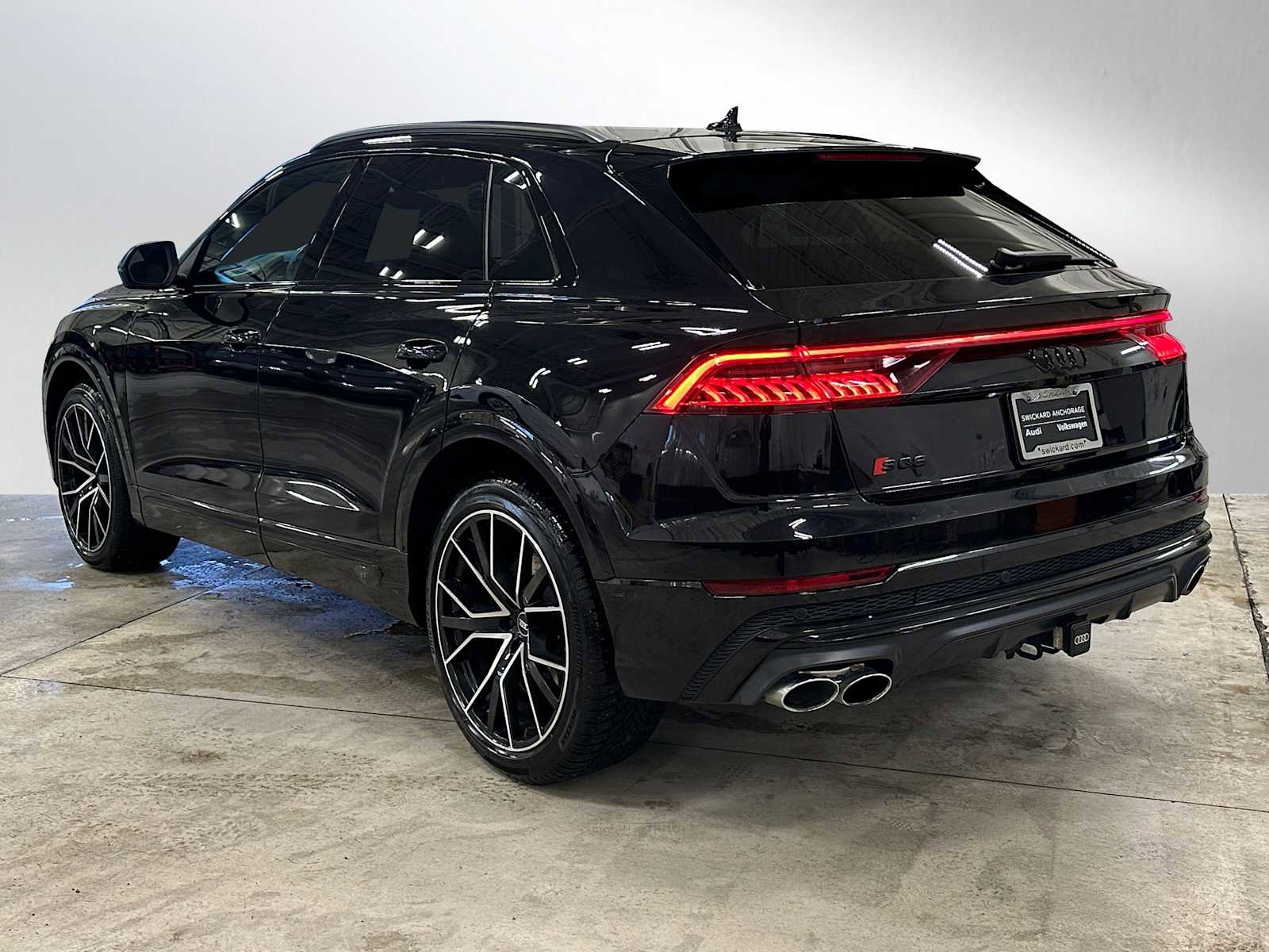 Used 2021 Audi SQ8 Prestige w/ Prestige Package image 5