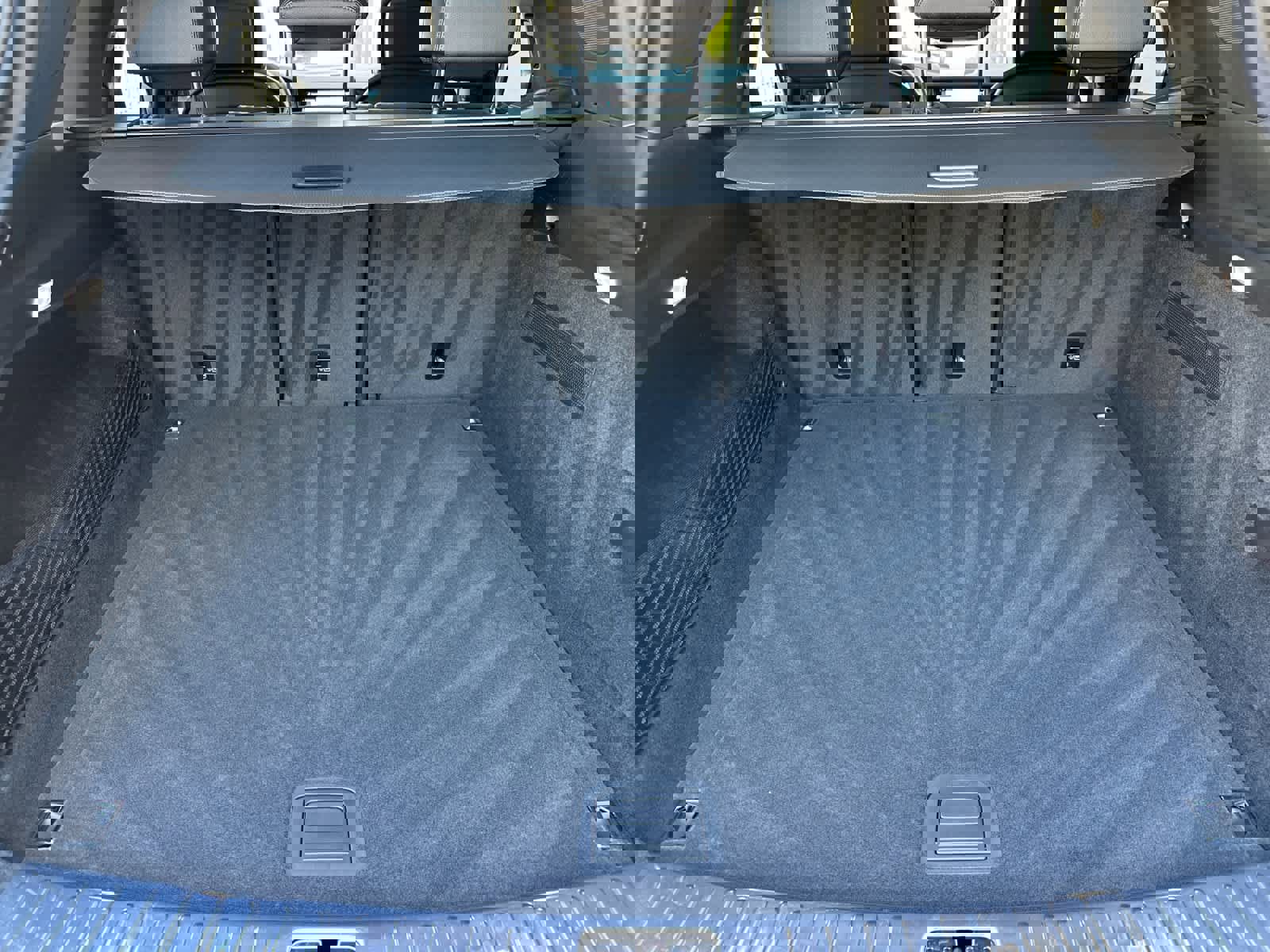 Certified 2025 Porsche Cayenne image 16