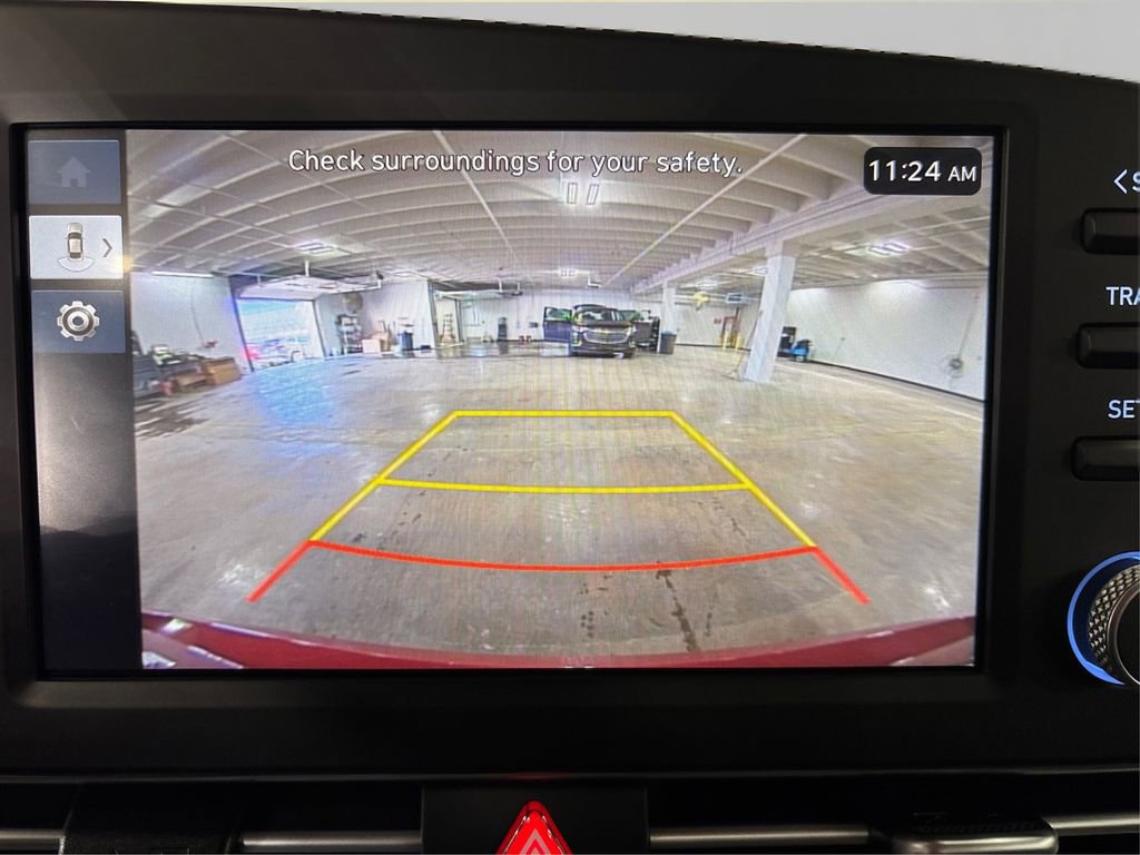 Certified 2025 Hyundai Elantra SE image 31