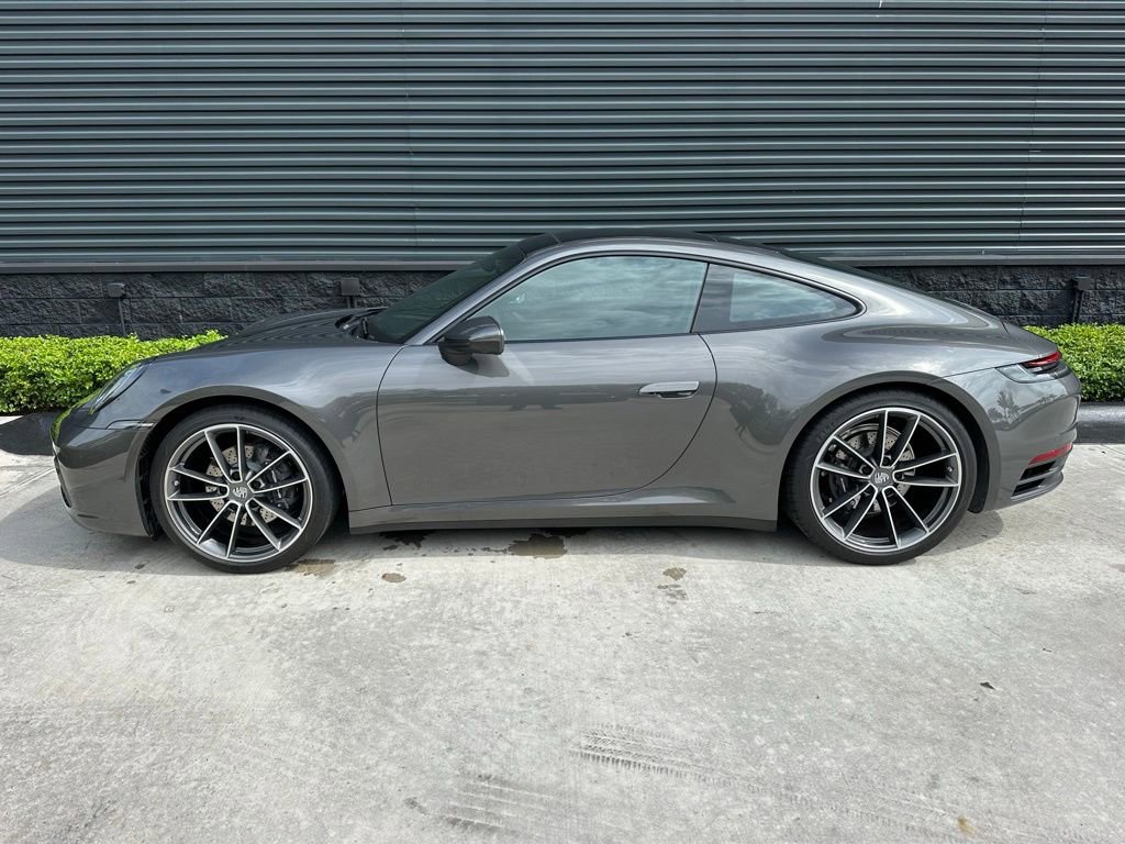 Certified 2022 Porsche 911 Carrera RWD image 2