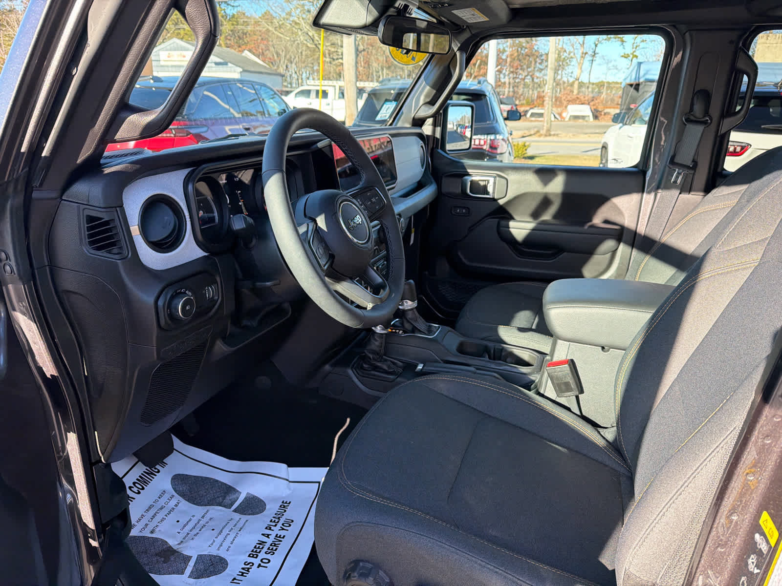 Used 2025 Jeep Wrangler Sport S image 8