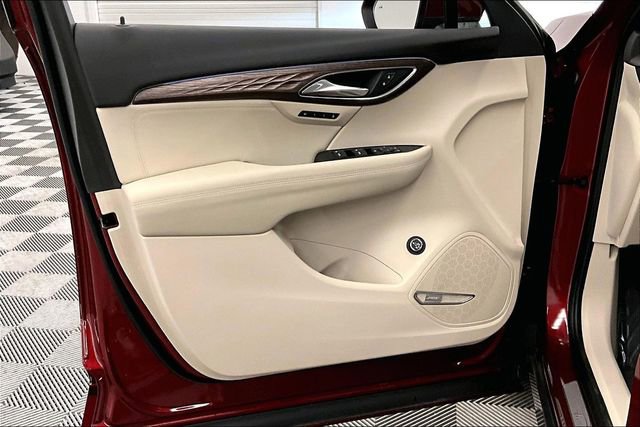 Used 2023 Buick Envision Avenir image 19