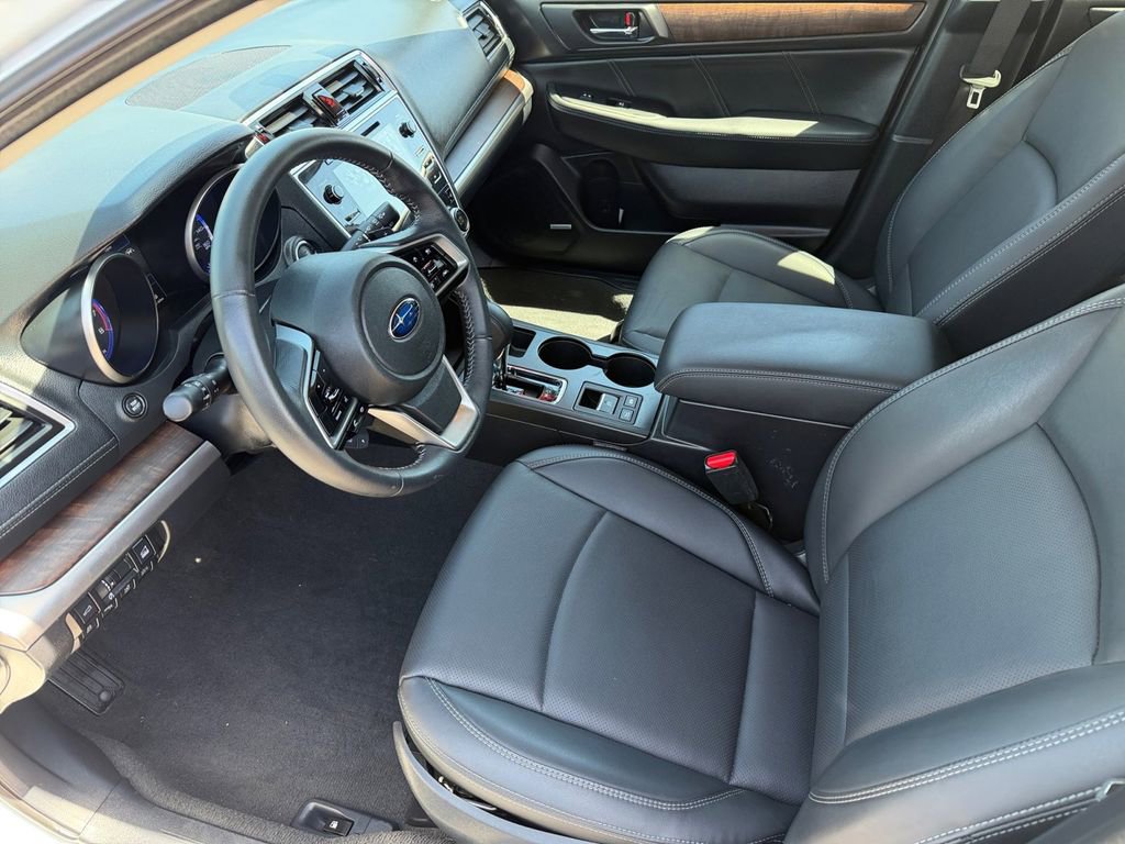 Used 2018 Subaru Outback 3.6R Limited AWD/4WD image 10