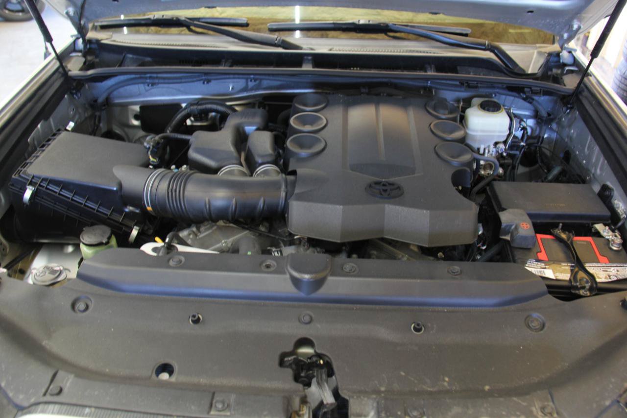 Used 2010 Toyota 4Runner SR5 RWD image 30
