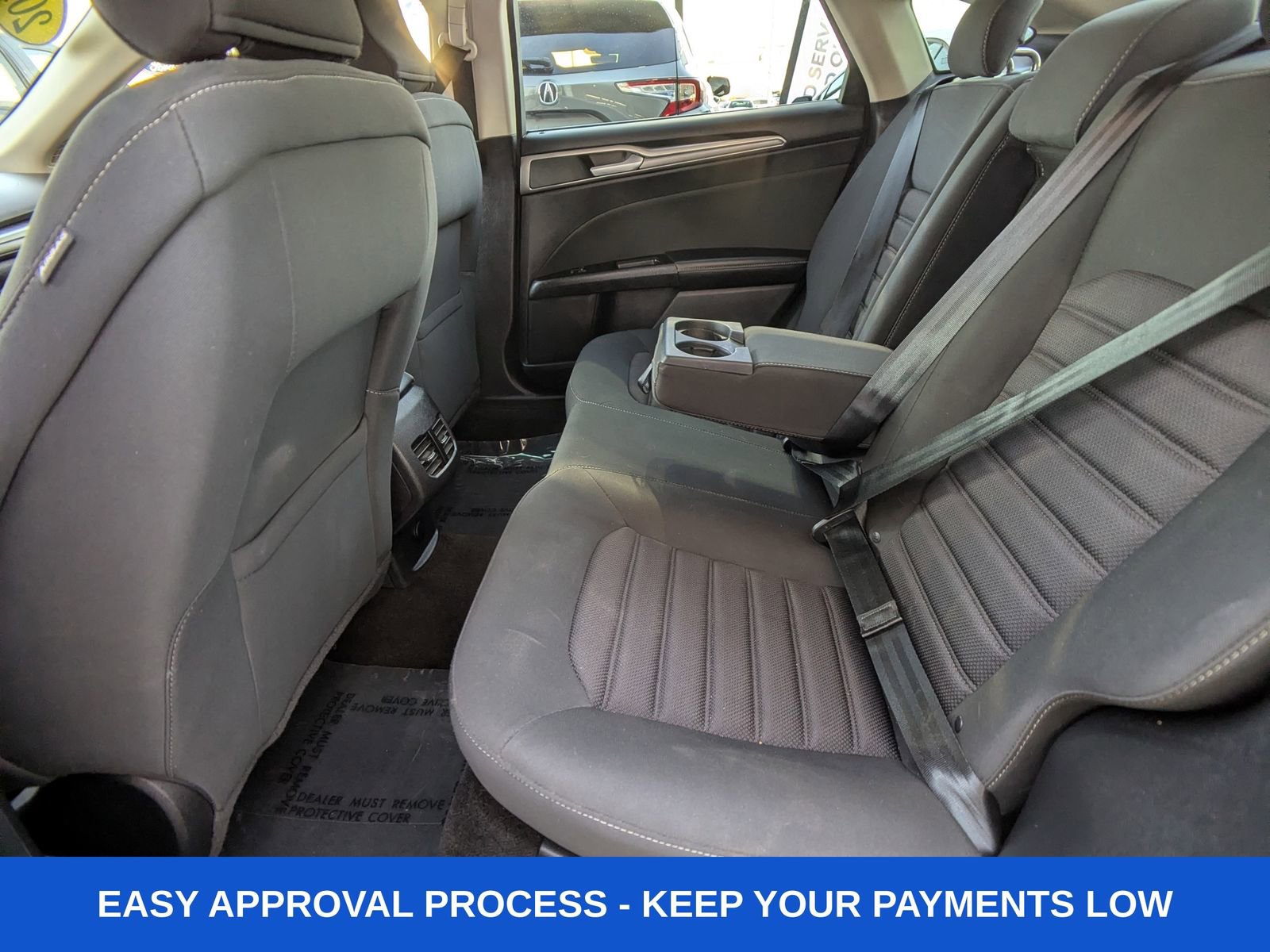 Used 2017 Ford Fusion SE w/ Fusion SE Technology Package image 16