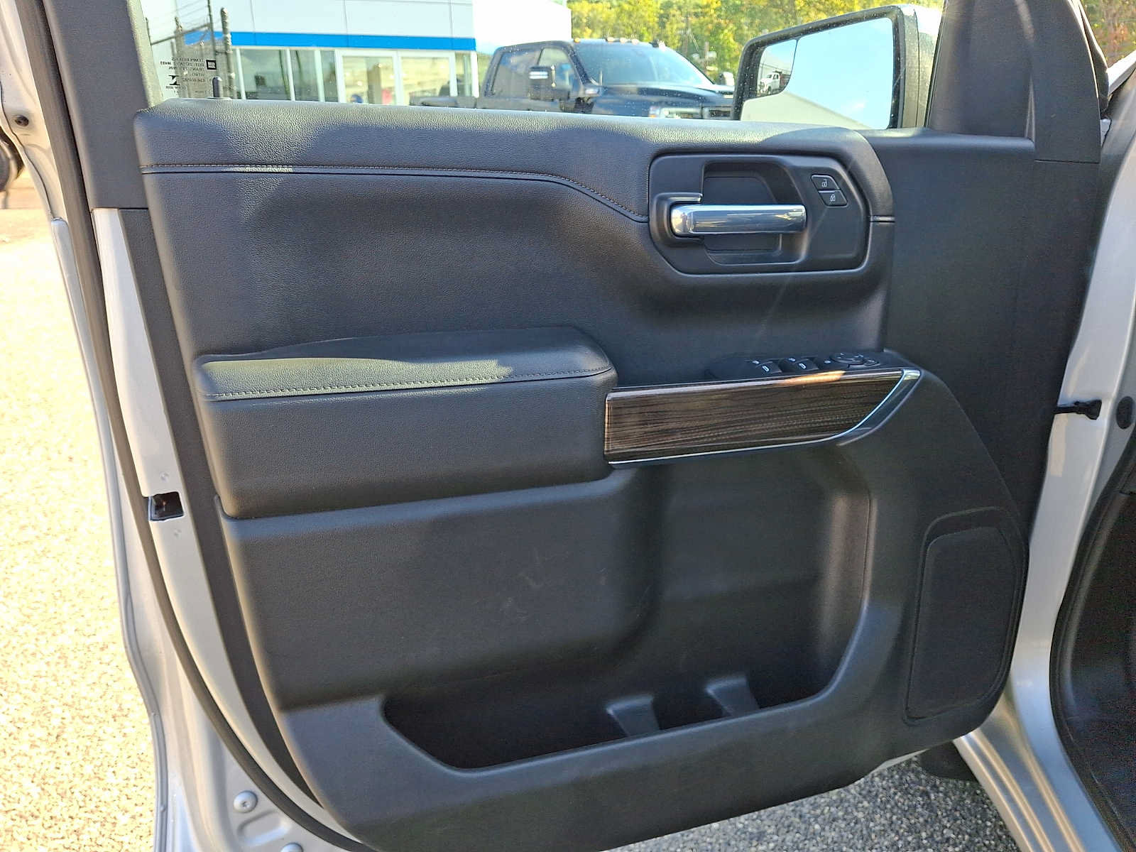 Used 2021 Chevrolet Silverado 1500 LT w/ Diesel Off-Road Package AWD/4WD image 13