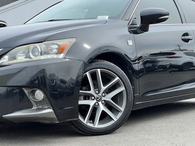 Used 2014 Lexus CT 200h w/ F Sport w/Nuluxe Interior image 2