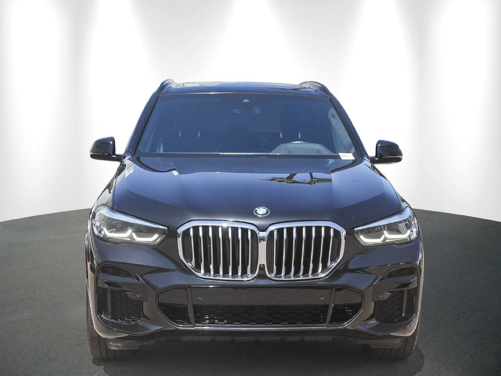 Used 2023 BMW X5 sDrive40i w/ M Sport Package RWD image 2