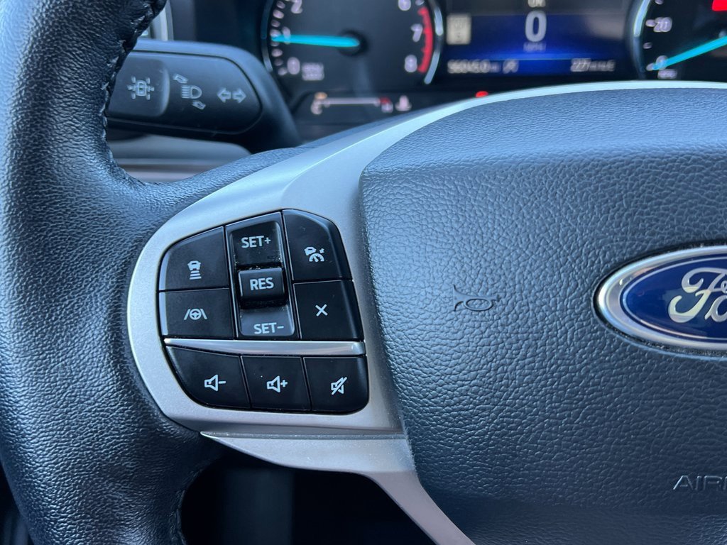 Used 2023 Ford Explorer Limited w/ Equipment Group 301A image 28