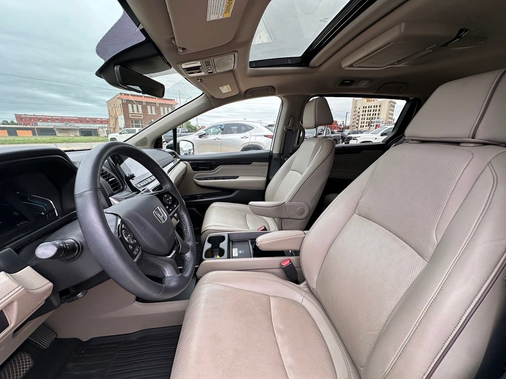 Used 2024 Honda Odyssey Elite image 9
