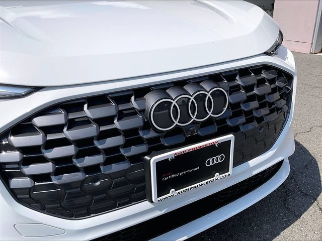 Certified 2025 Audi Q5 Premium w/ Convenience Package AWD/4WD image 32