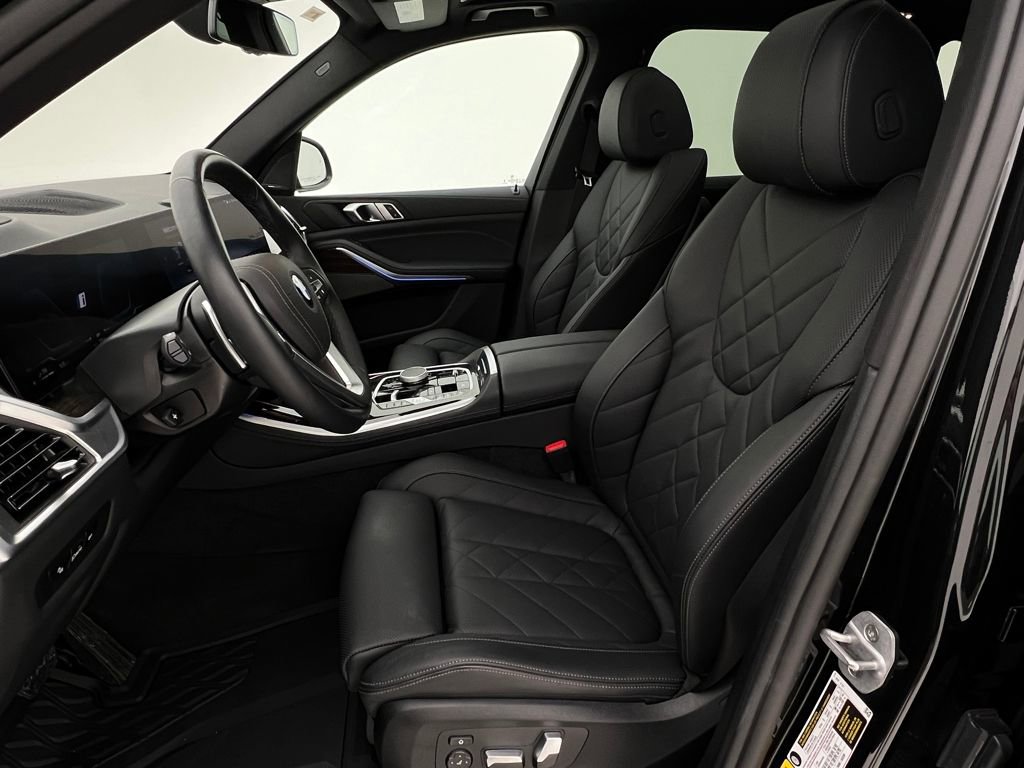 Certified 2025 BMW X5 xDrive50e w/ Premium Package image 14