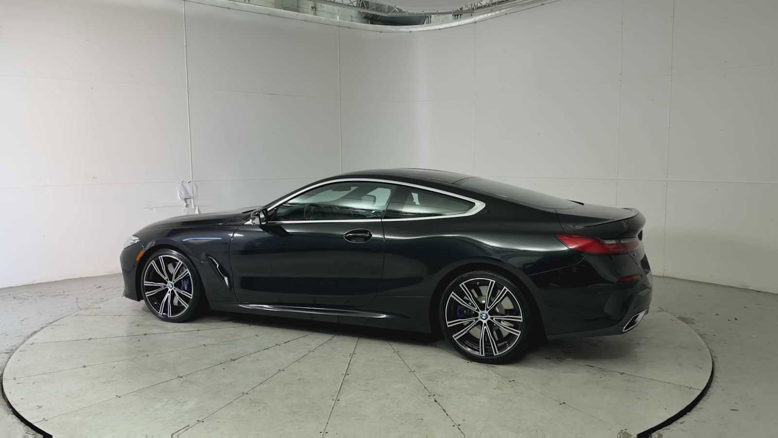 Used 2019 BMW M850i xDrive M850i xDrive w/ Comfort Seating Package image 5