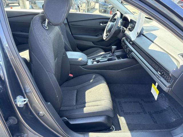Used 2024 Honda Accord EX image 9