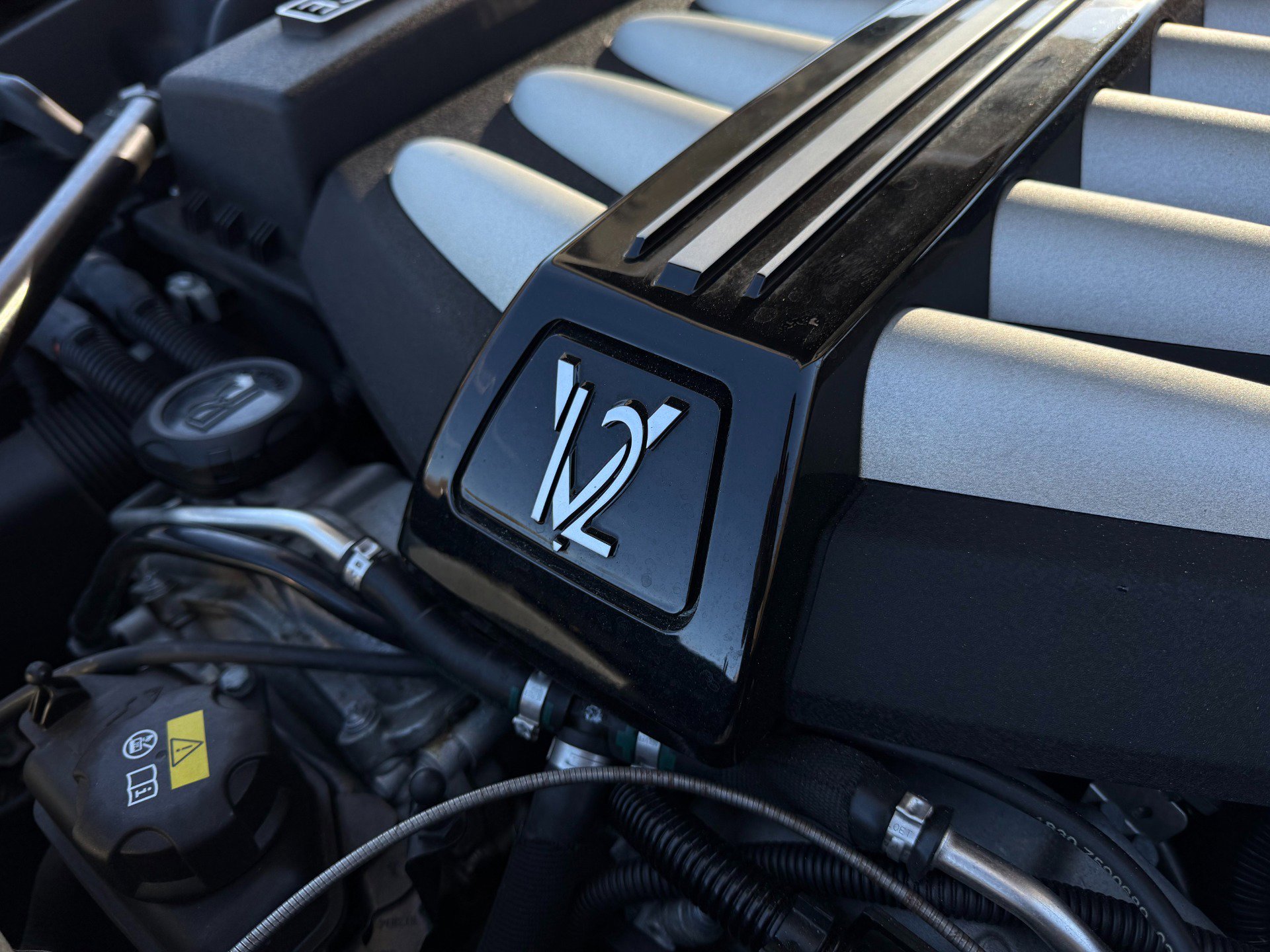 Used 2014 Rolls-Royce Wraith image 48