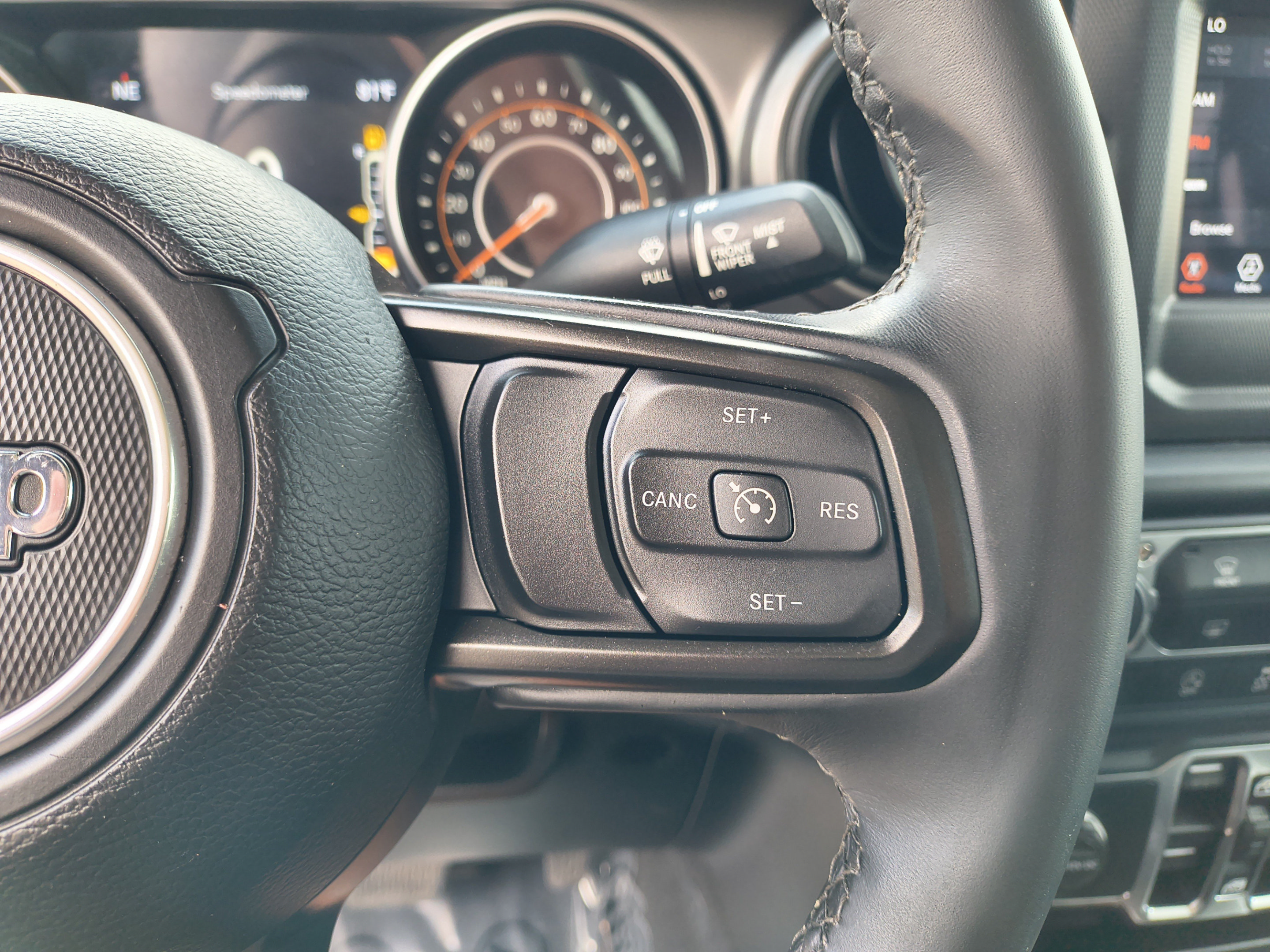 Used 2021 Jeep Gladiator Sport AWD/4WD image 28