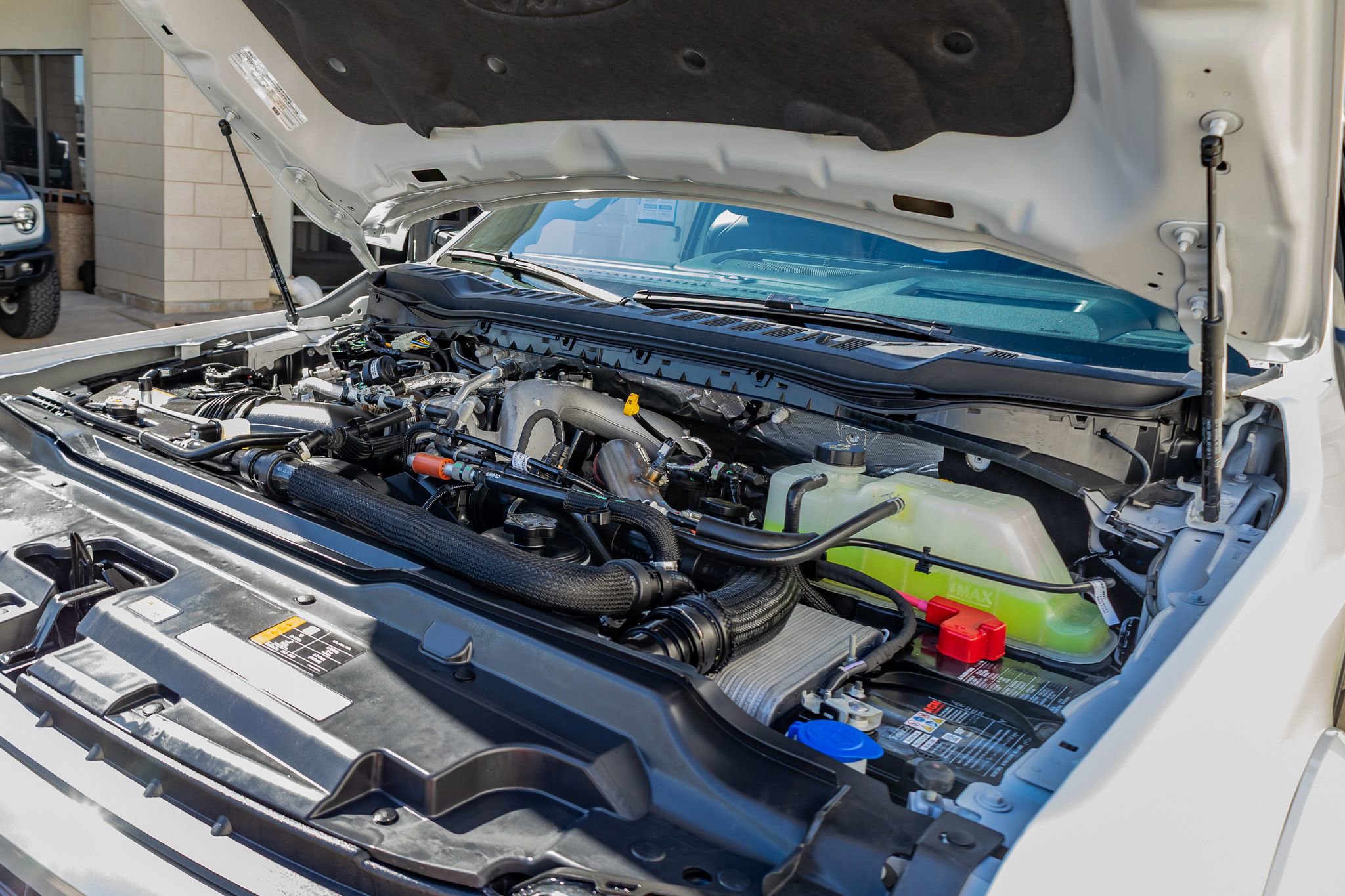 Used 2026 Ford F450 Platinum w/ FX4 Off-Road Package image 39