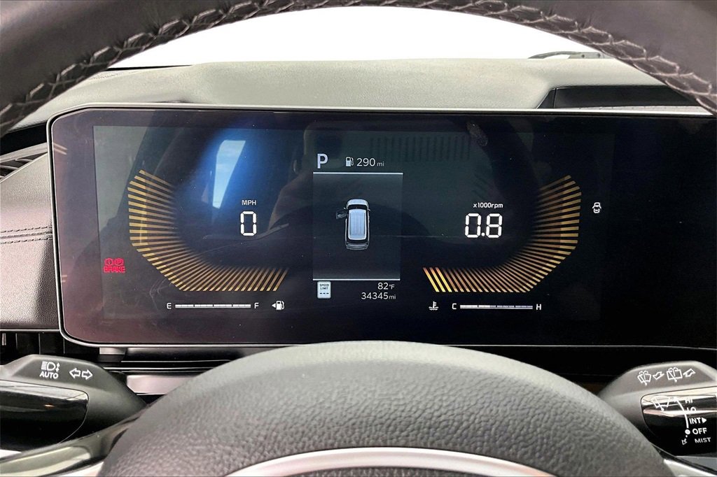 Used 2025 Kia Carnival image 20